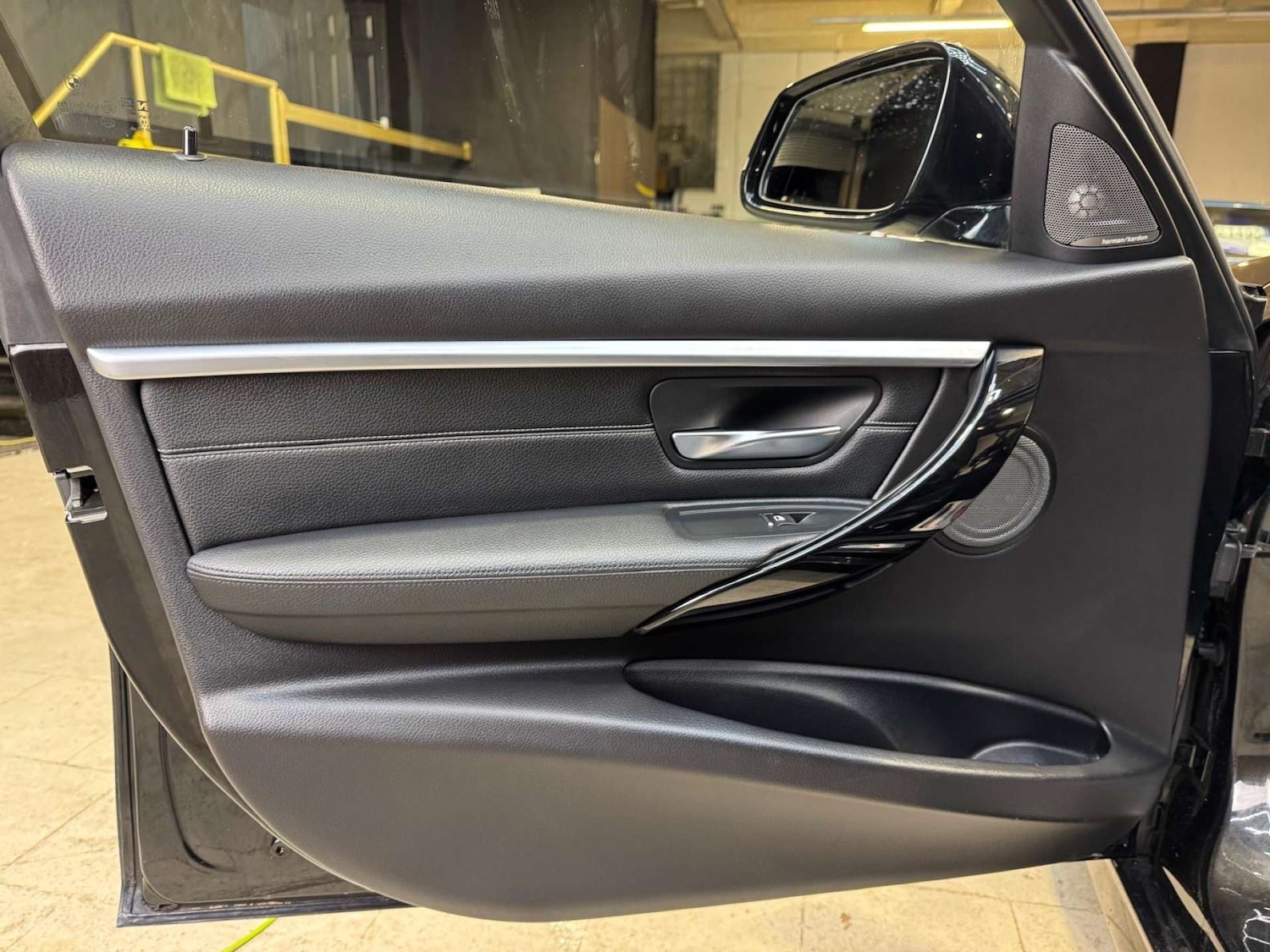 Used BMW 3 Series 2018 for sale - 77136396: Photo 77