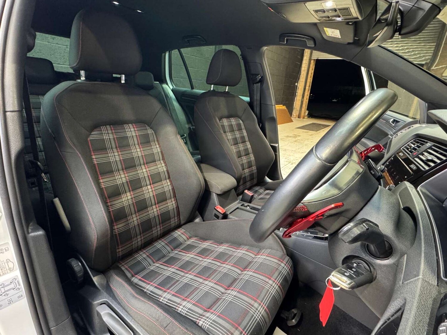 Used Volkswagen Golf 2019 for sale - 76281748: Photo 45