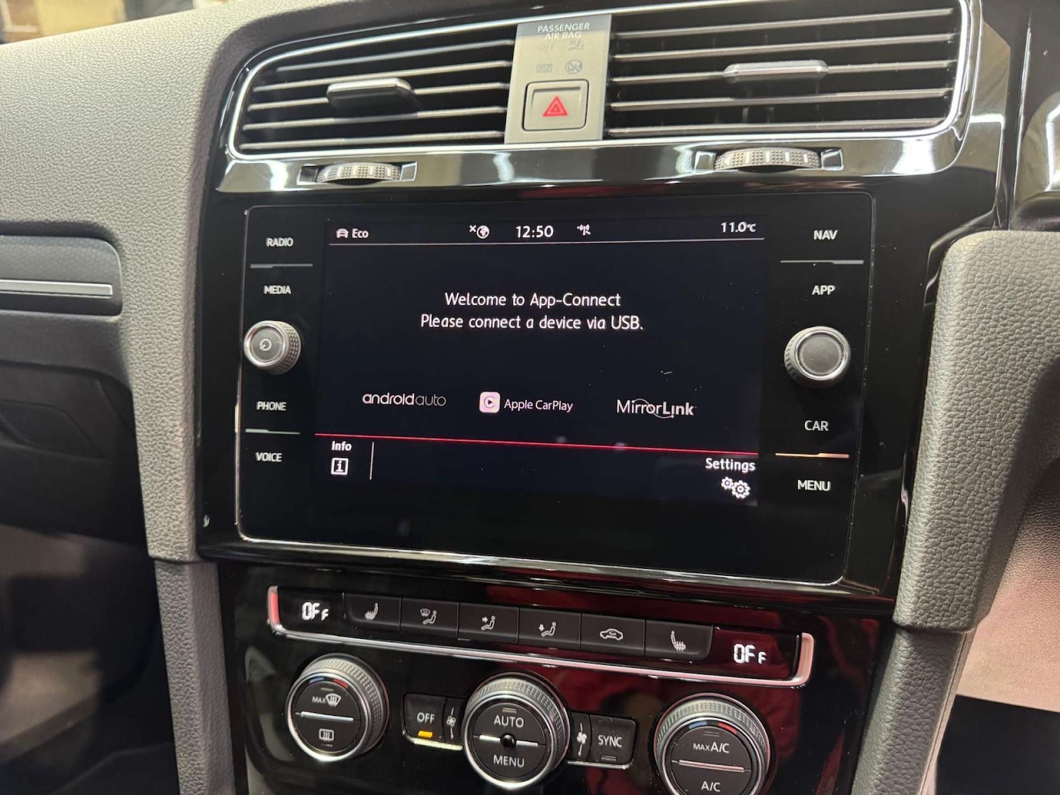 Used Volkswagen Golf 2019 for sale - 76281748: Photo 67