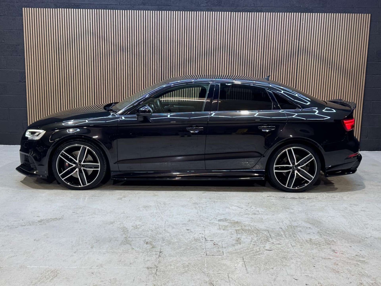 Used Audi A3 2018 for sale - 76830871: Photo 25