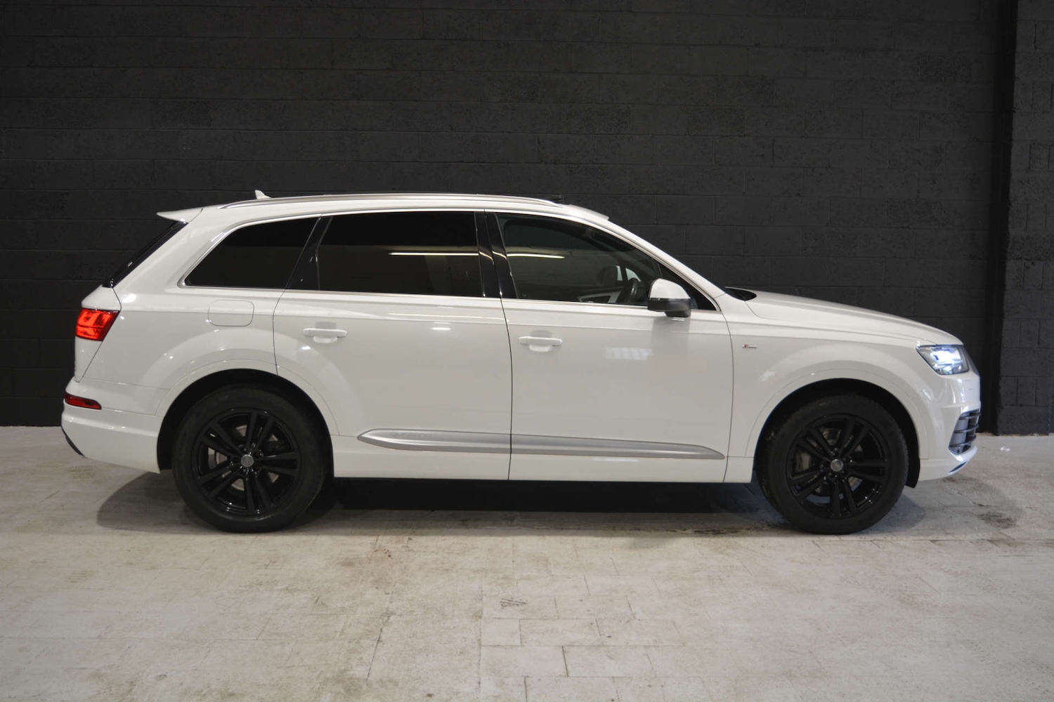 Used Audi Q7 2015 for sale - 76881614: Photo 15