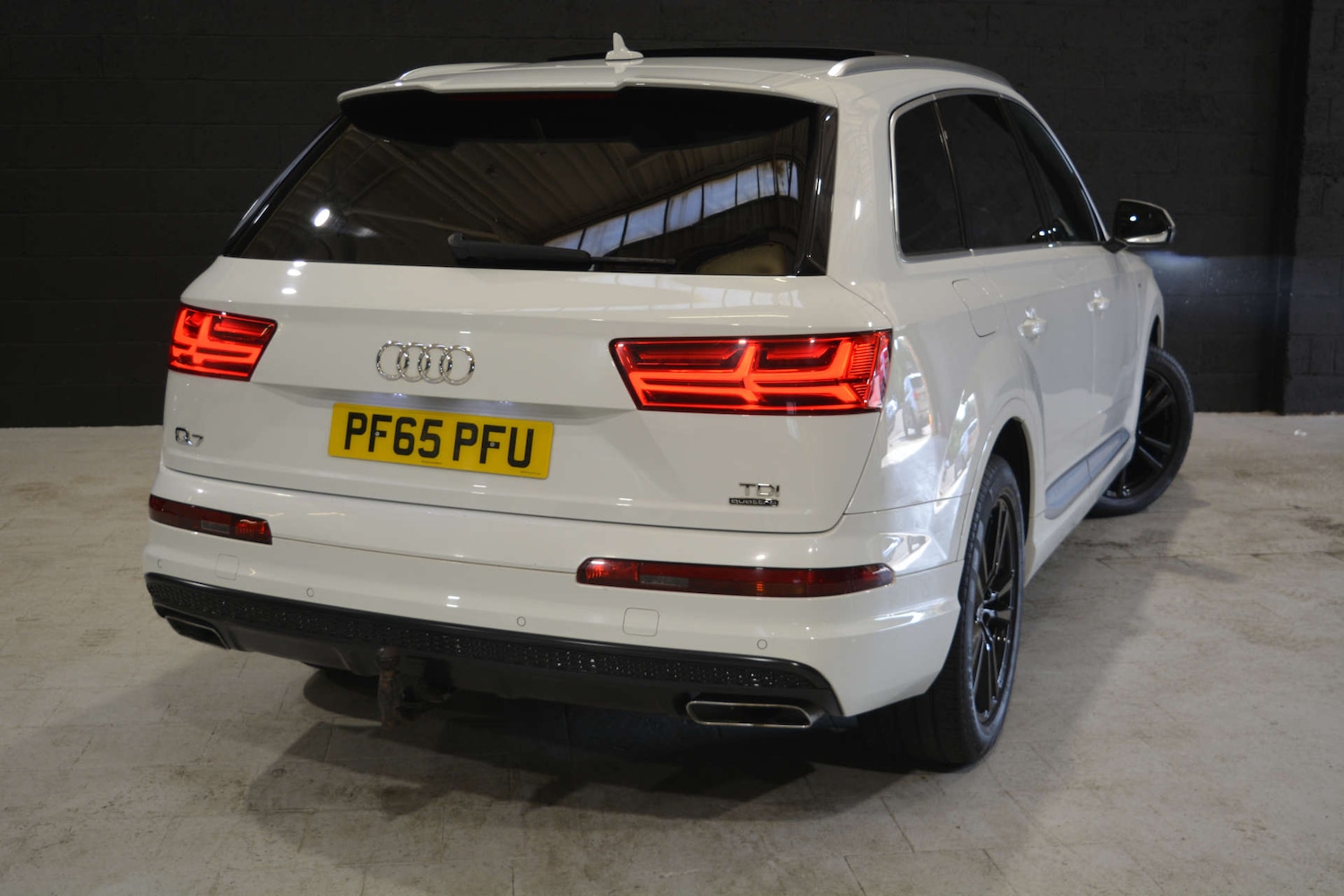 Used Audi Q7 2015 for sale - 76881614: Photo 24