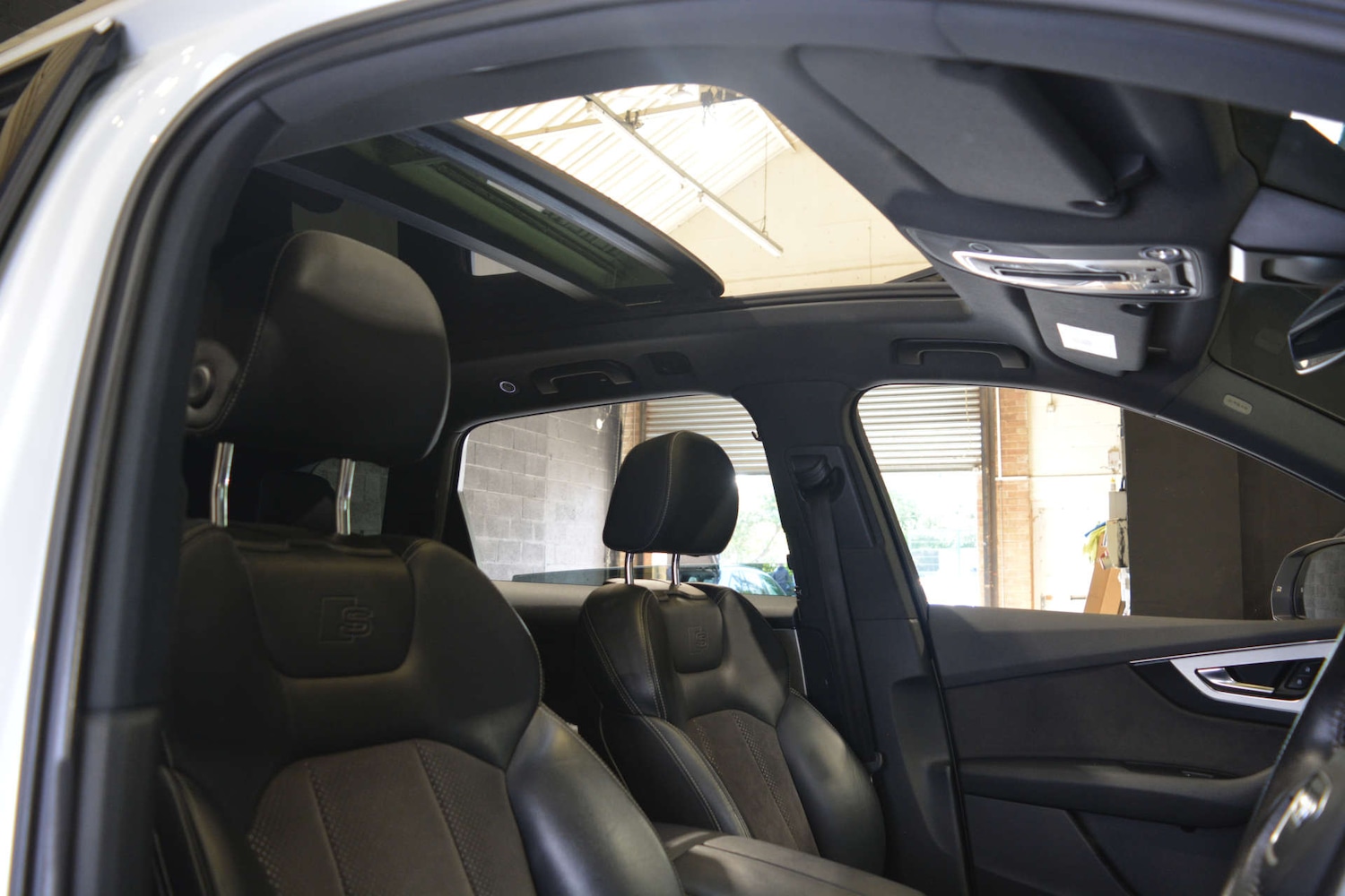 Used Audi Q7 2015 for sale - 76881614: Photo 40