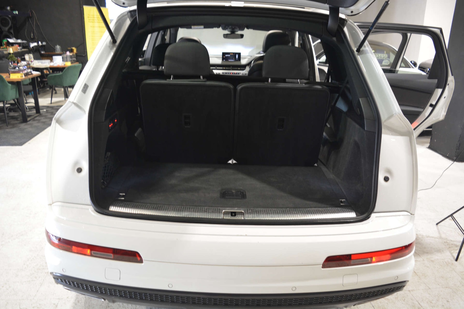 Used Audi Q7 2015 for sale - 76881614: Photo 49