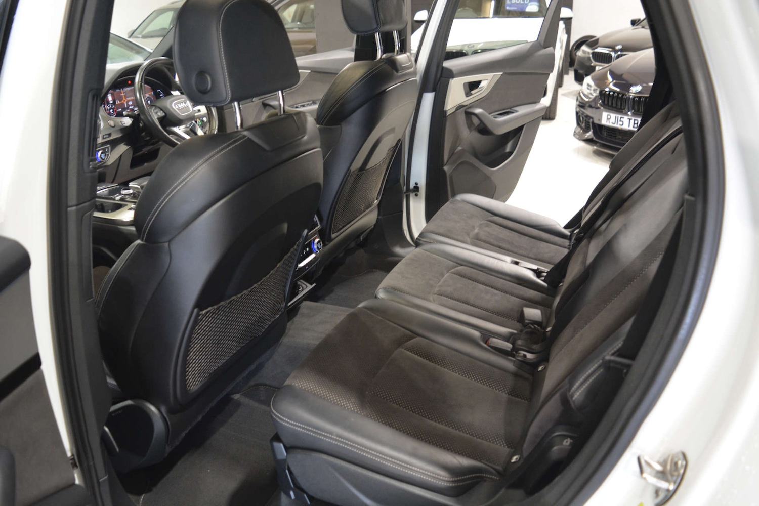 Used Audi Q7 2015 for sale - 76881614: Photo 51