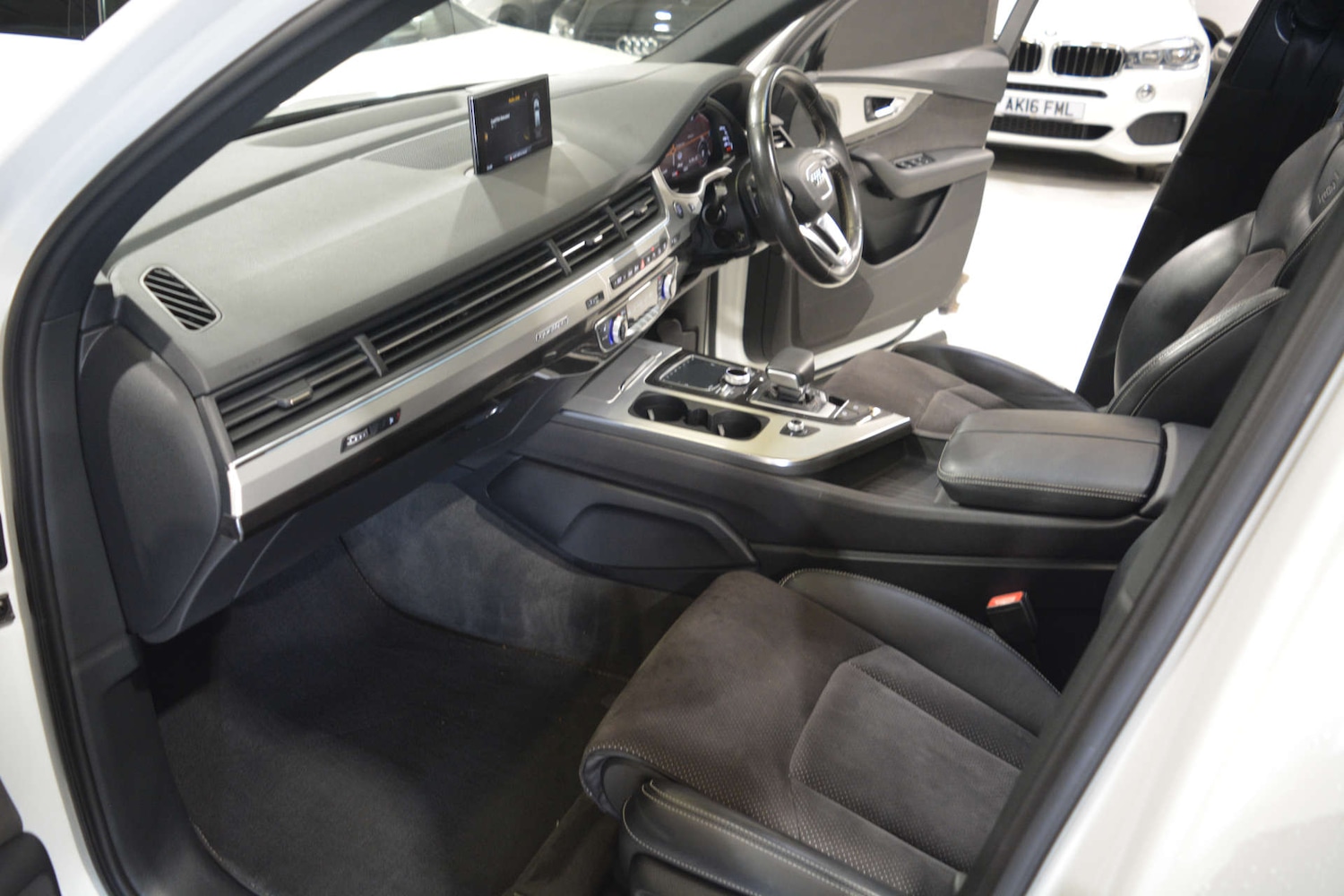 Used Audi Q7 2015 for sale - 76881614: Photo 53