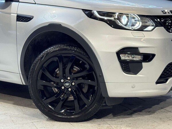 Used Land Rover Discovery Sport 2017 for sale - 76319711: Photo 13