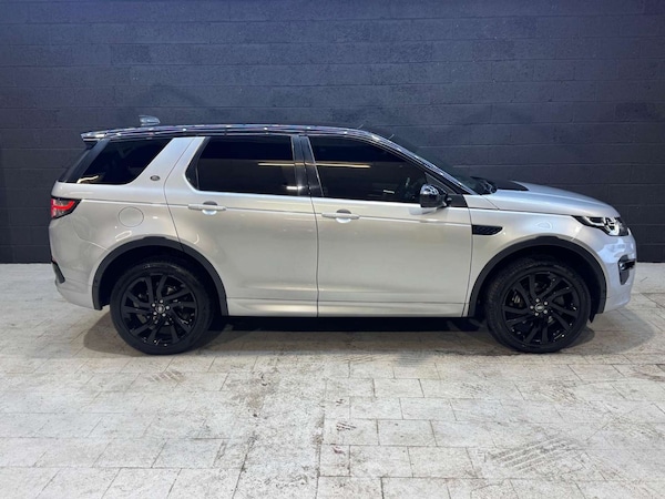 Used Land Rover Discovery Sport 2017 for sale - 76319711: Photo 16