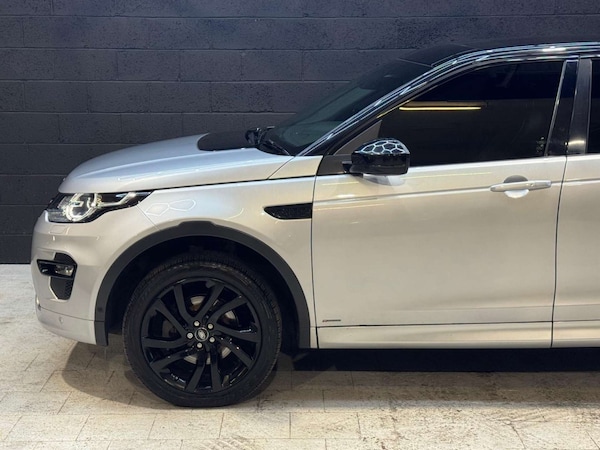 Used Land Rover Discovery Sport 2017 for sale - 76319711: Photo 30
