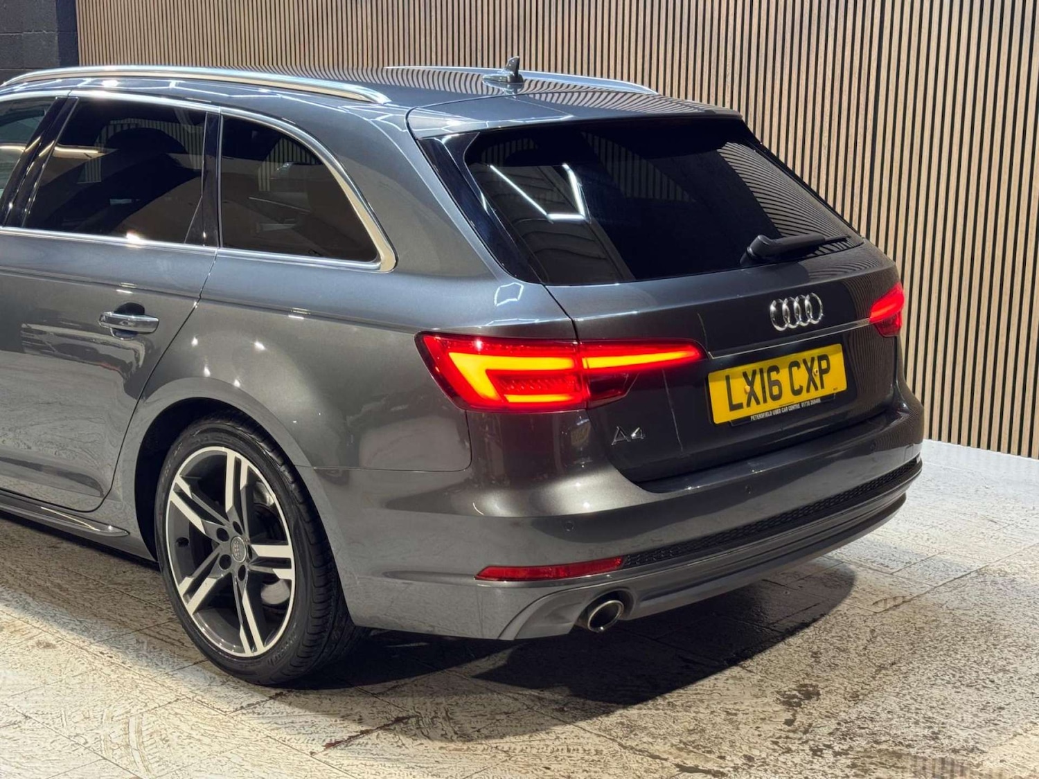 Used Audi A4 2016 for sale - 77310963: Photo 25