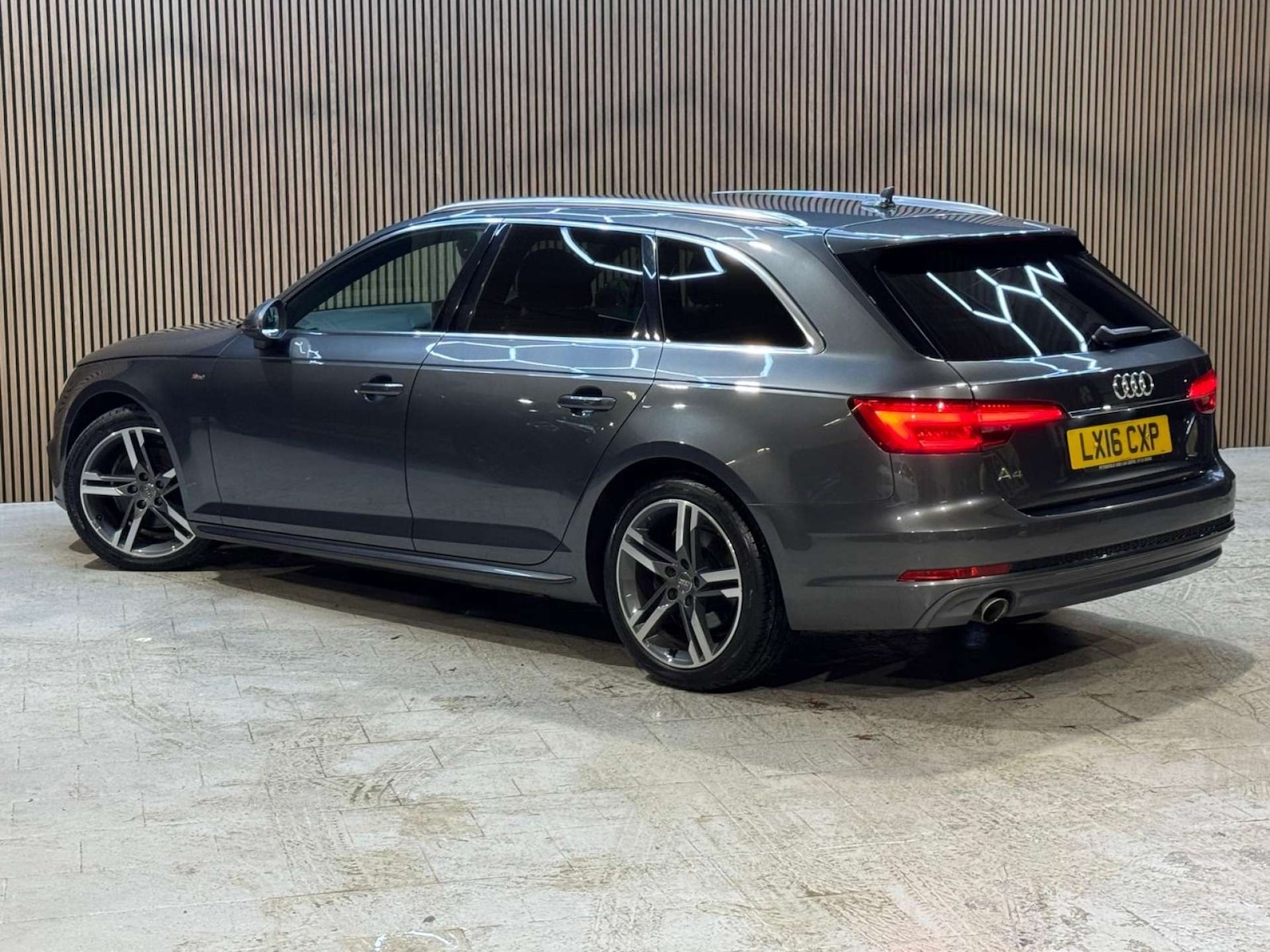 Used Audi A4 2016 for sale - 77310963: Photo 26