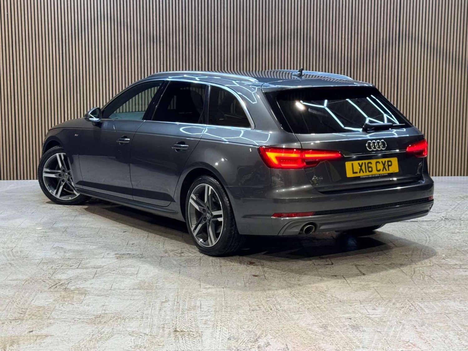 Used Audi A4 2016 for sale - 77310963: Photo 27