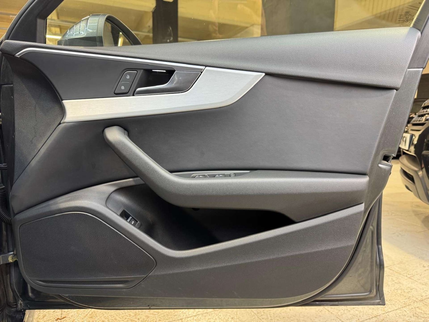 Used Audi A4 2016 for sale - 77310963: Photo 52