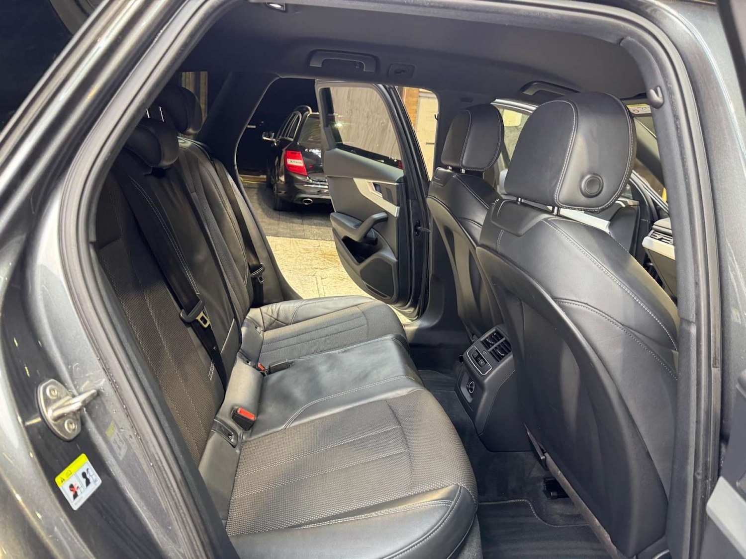 Used Audi A4 2016 for sale - 77310963: Photo 6