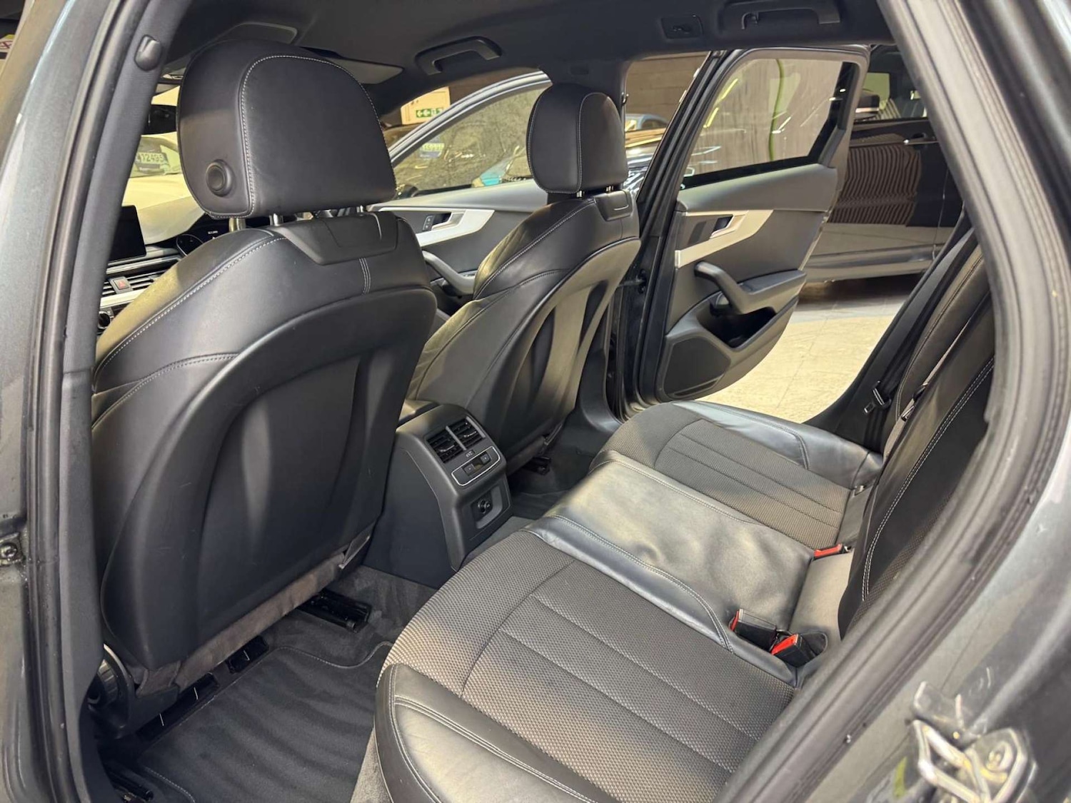 Used Audi A4 2016 for sale - 77310963: Photo 60