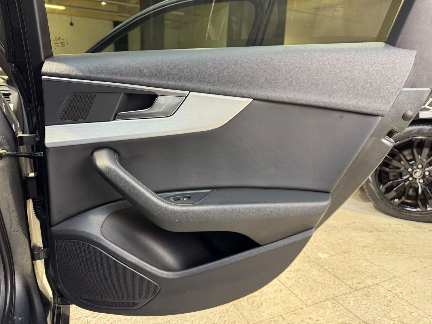 Used Audi A4 2016 for sale - 77310963: Photo 62