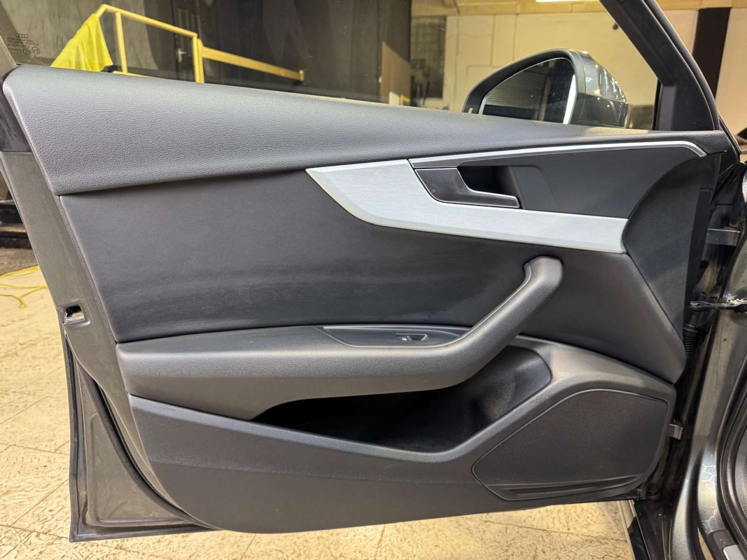 Used Audi A4 2016 for sale - 77310963: Photo 74