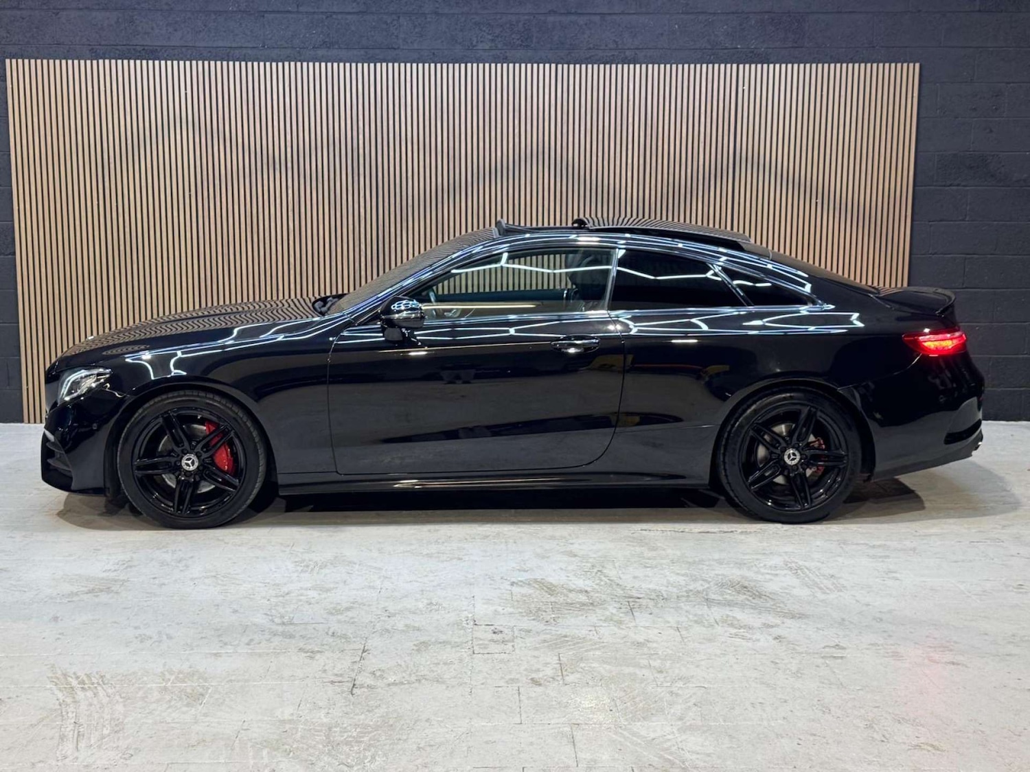 Used Mercedes-Benz E Class 2018 for sale - 76830953: Photo 28