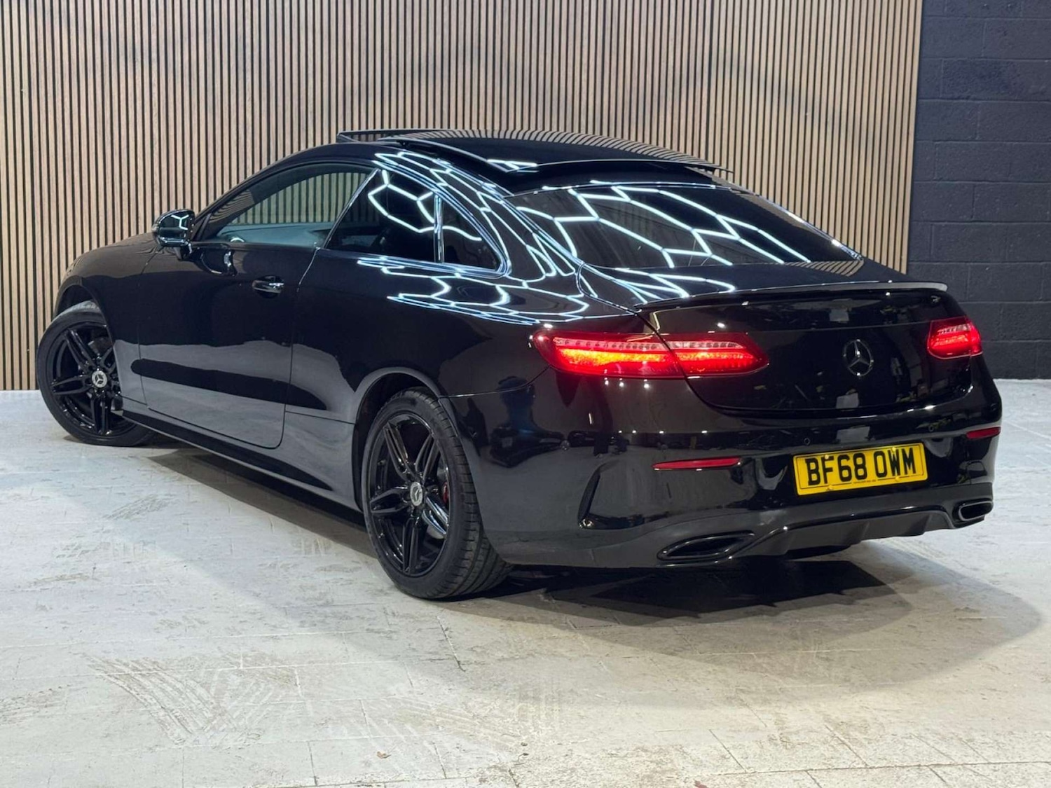 Used Mercedes-Benz E Class 2018 for sale - 76830953: Photo 29