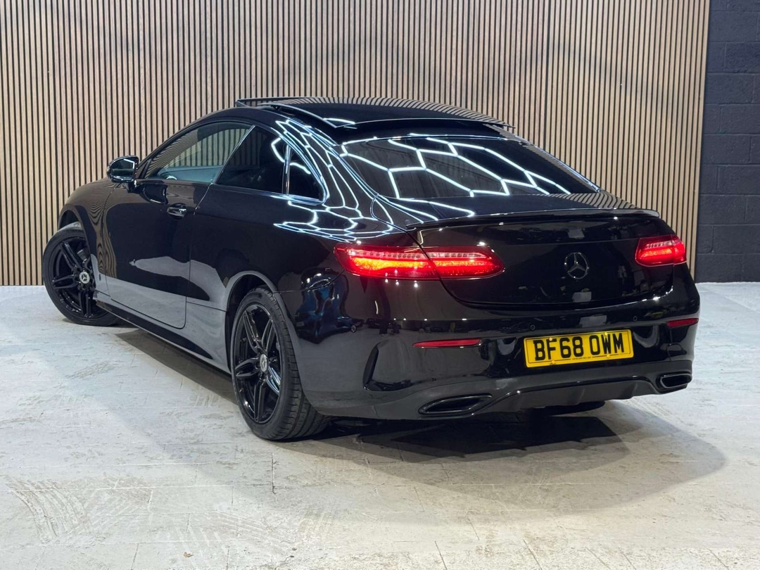 Used Mercedes-Benz E Class 2018 for sale - 76830953: Photo 30