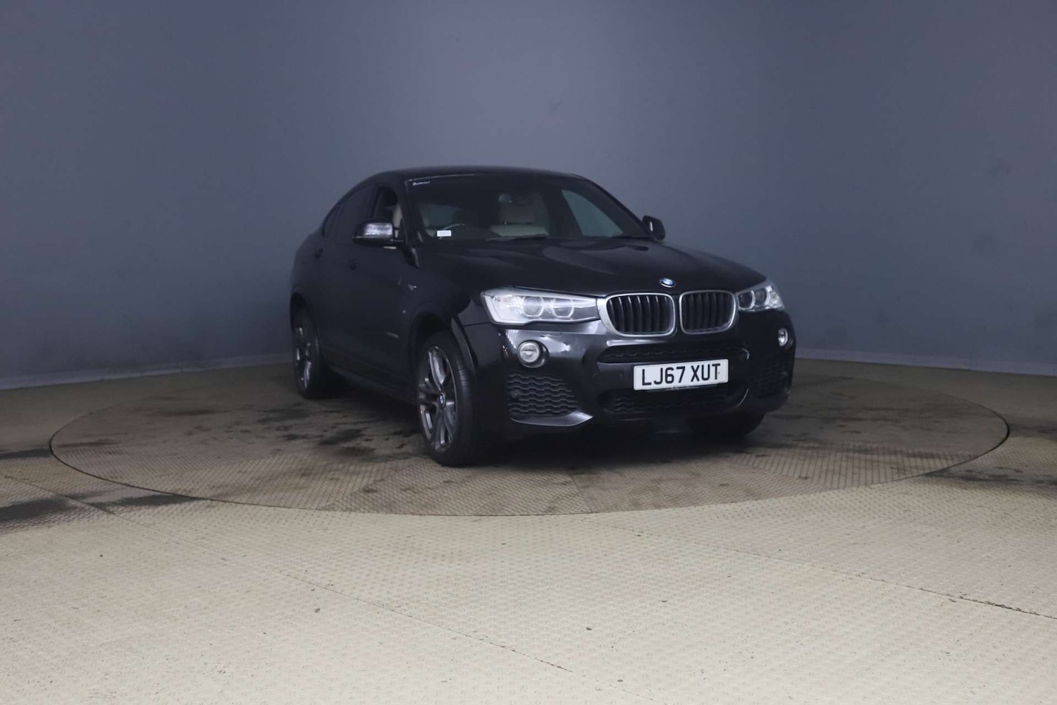 Used BMW X4 2017 for sale - 77207704: Photo 10