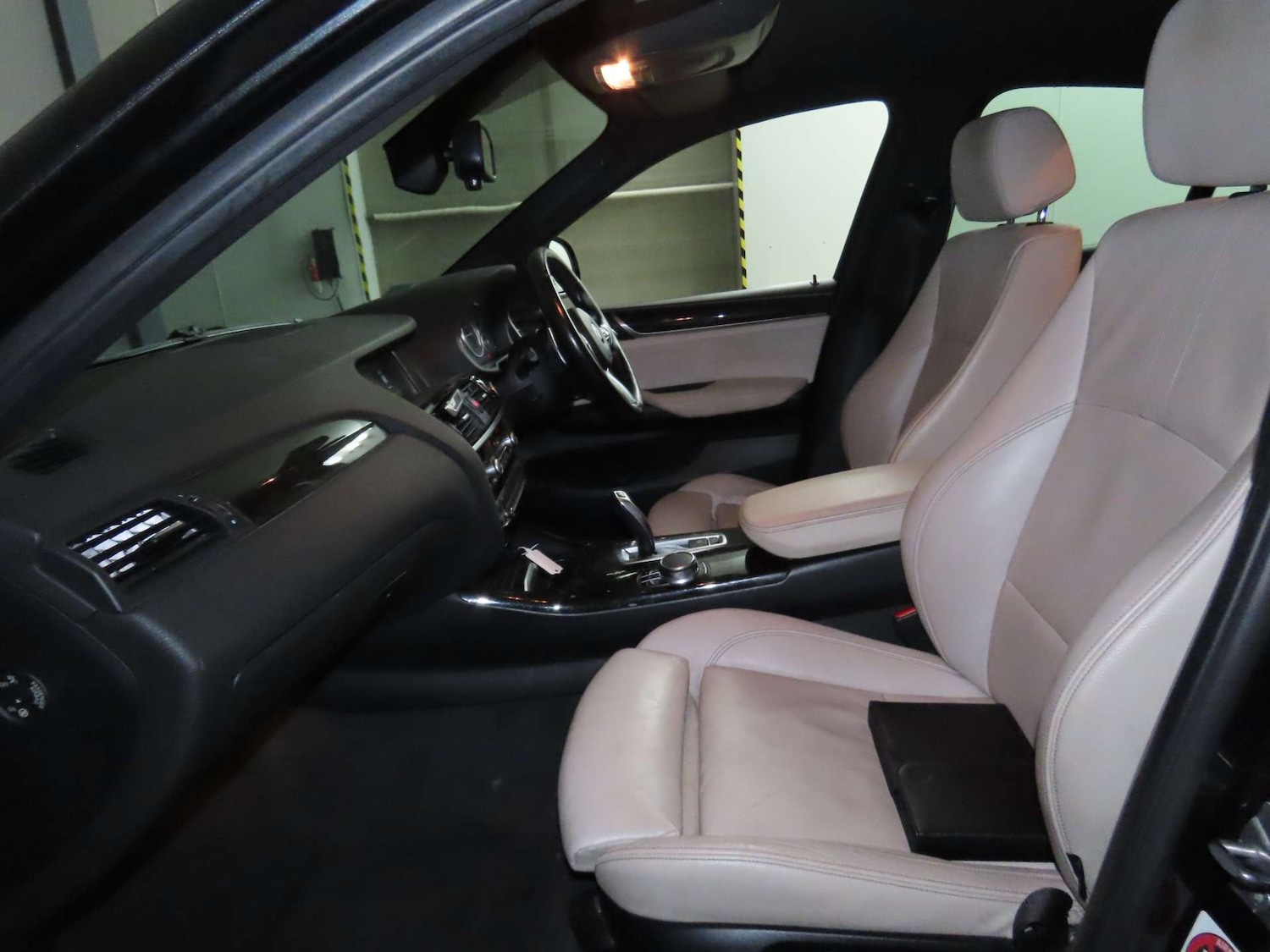 Used BMW X4 2017 for sale - 77207704: Photo 12