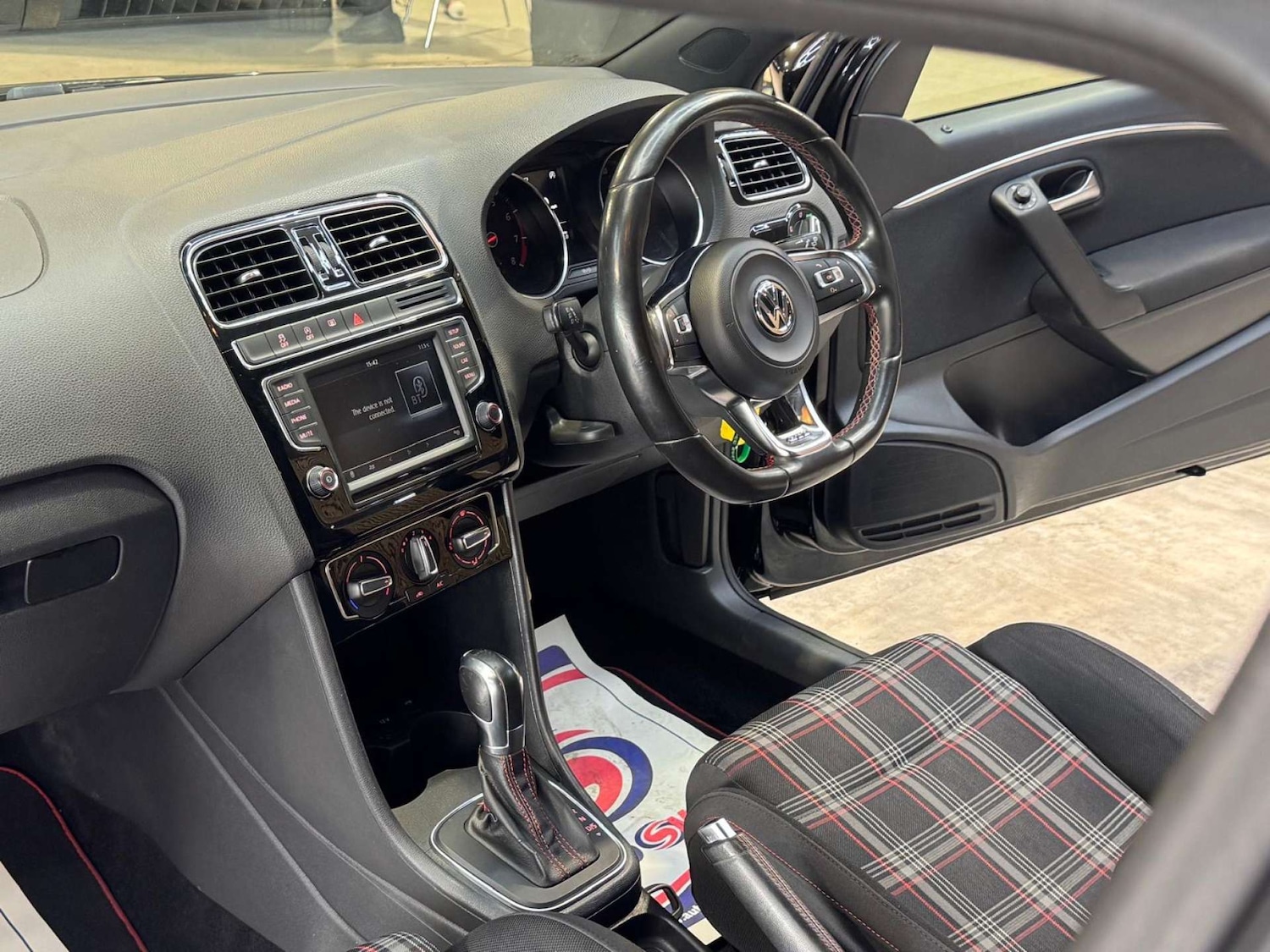 Used Volkswagen Polo 2016 for sale - 78172533: Photo 9