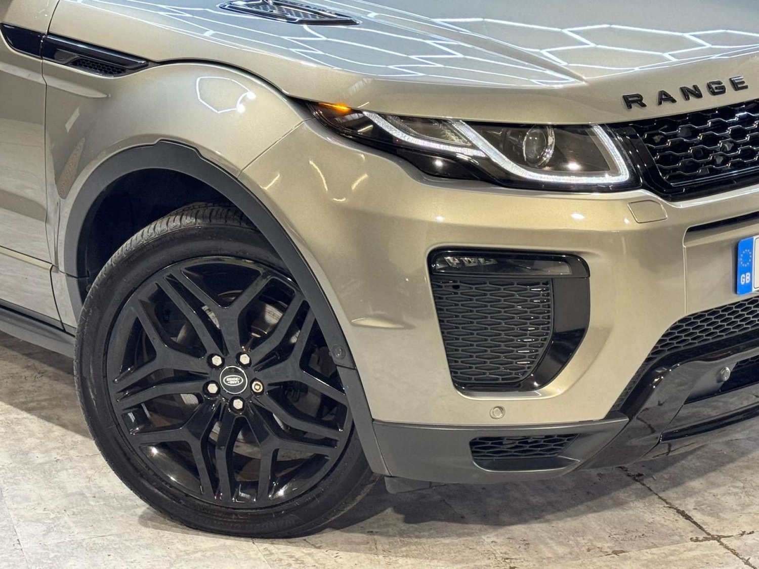 Used Land Rover Range Rover Evoque 2017 for sale - 77802718: Photo 11