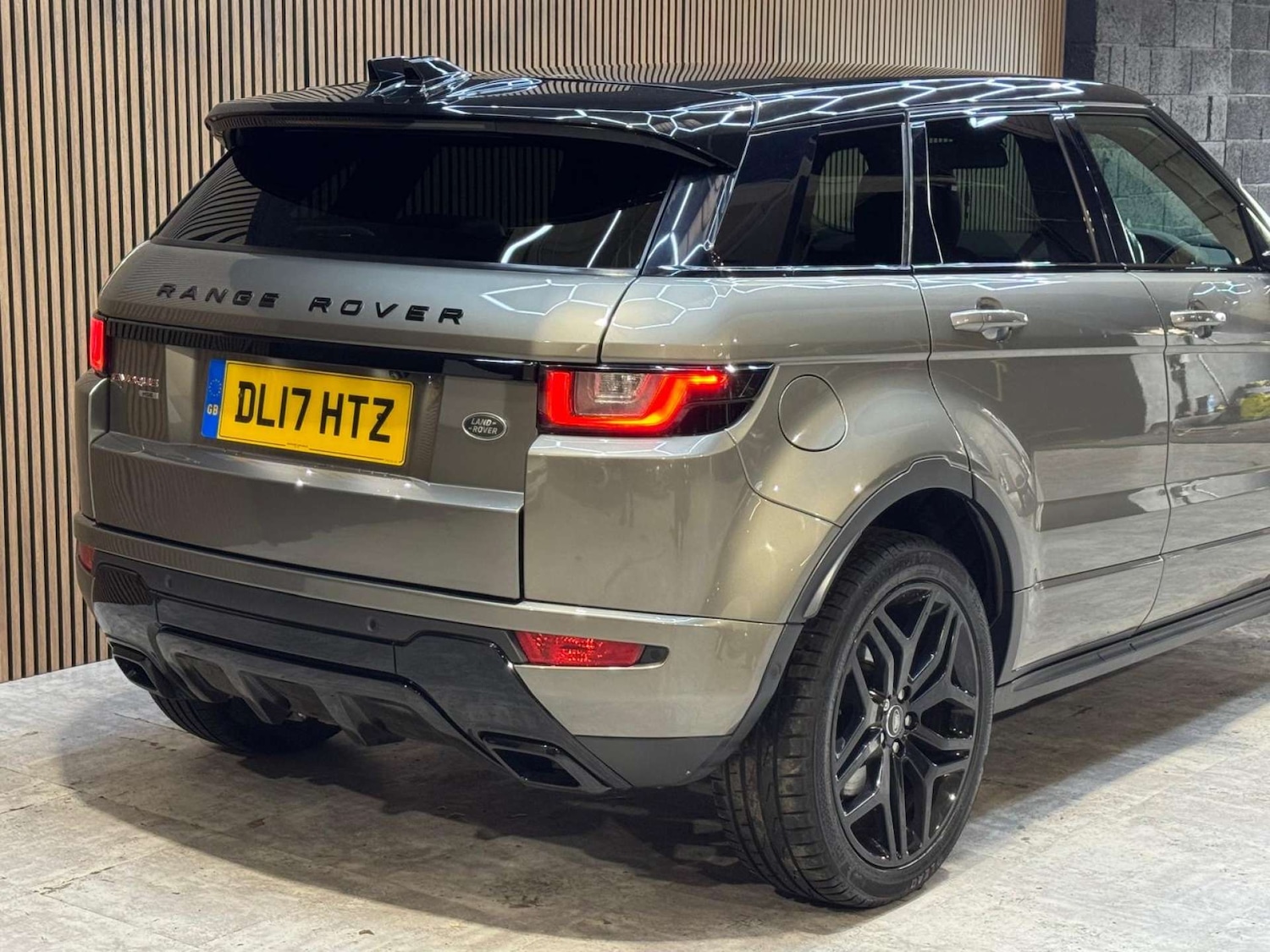 Used Land Rover Range Rover Evoque 2017 for sale - 77802718: Photo 18