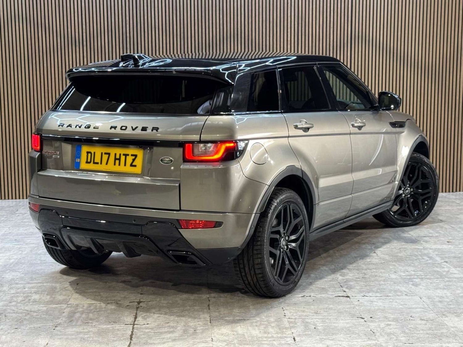 Used Land Rover Range Rover Evoque 2017 for sale - 77802718: Photo 21