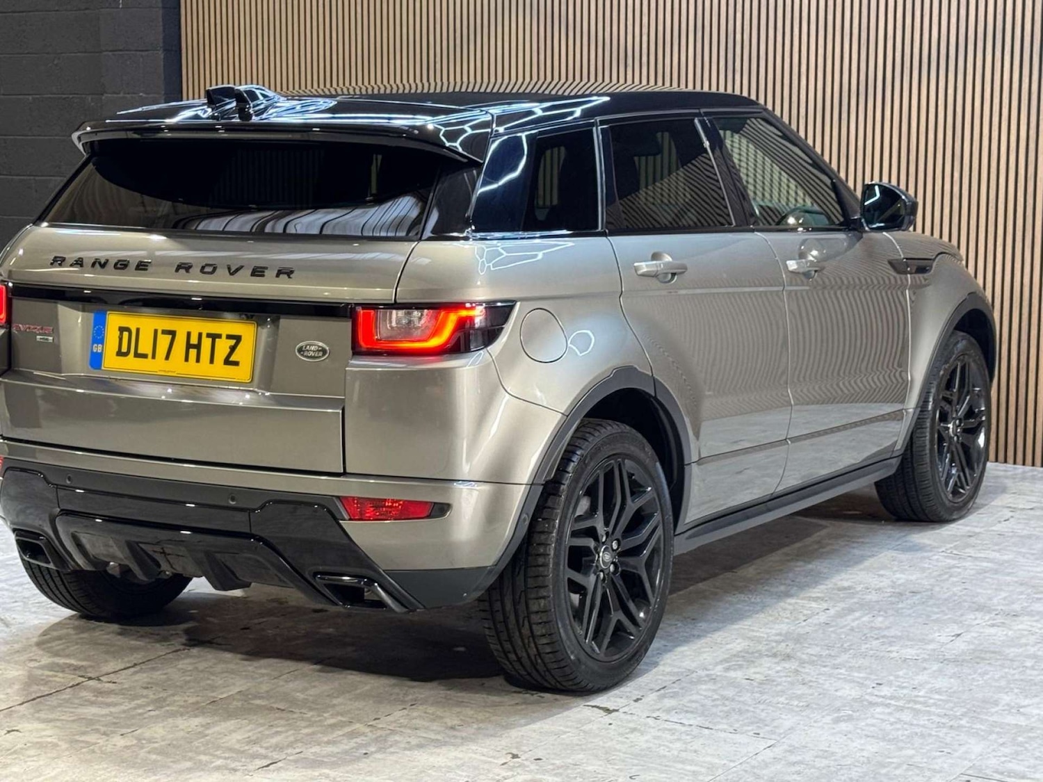 Used Land Rover Range Rover Evoque 2017 for sale - 77802718: Photo 22