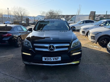 Used Mercedes-Benz GL Class 2015 for sale - 77168065: Photo