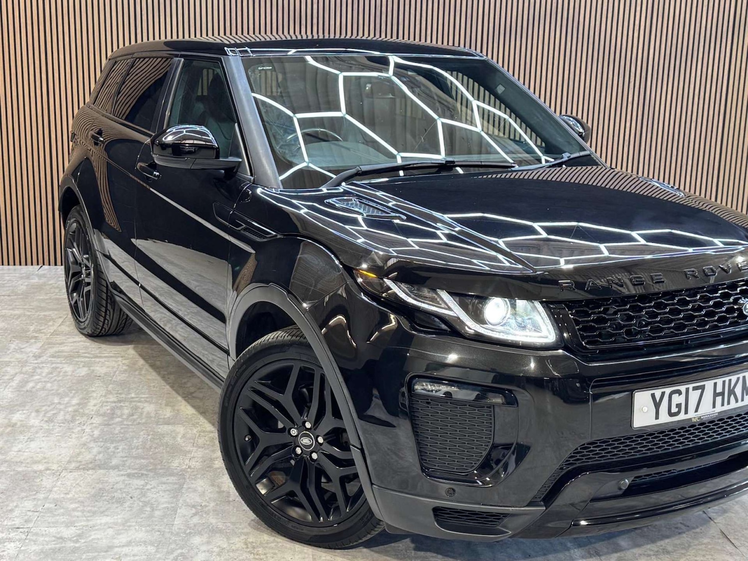 Used Land Rover Range Rover Evoque 2017 for sale - 77990077: Photo 10