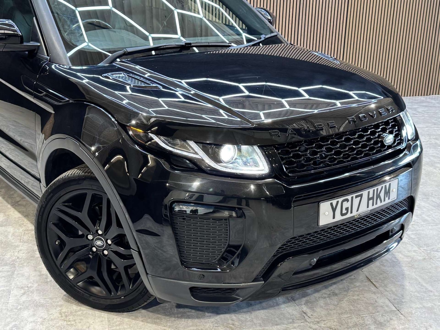 Used Land Rover Range Rover Evoque 2017 for sale - 77990077: Photo 11