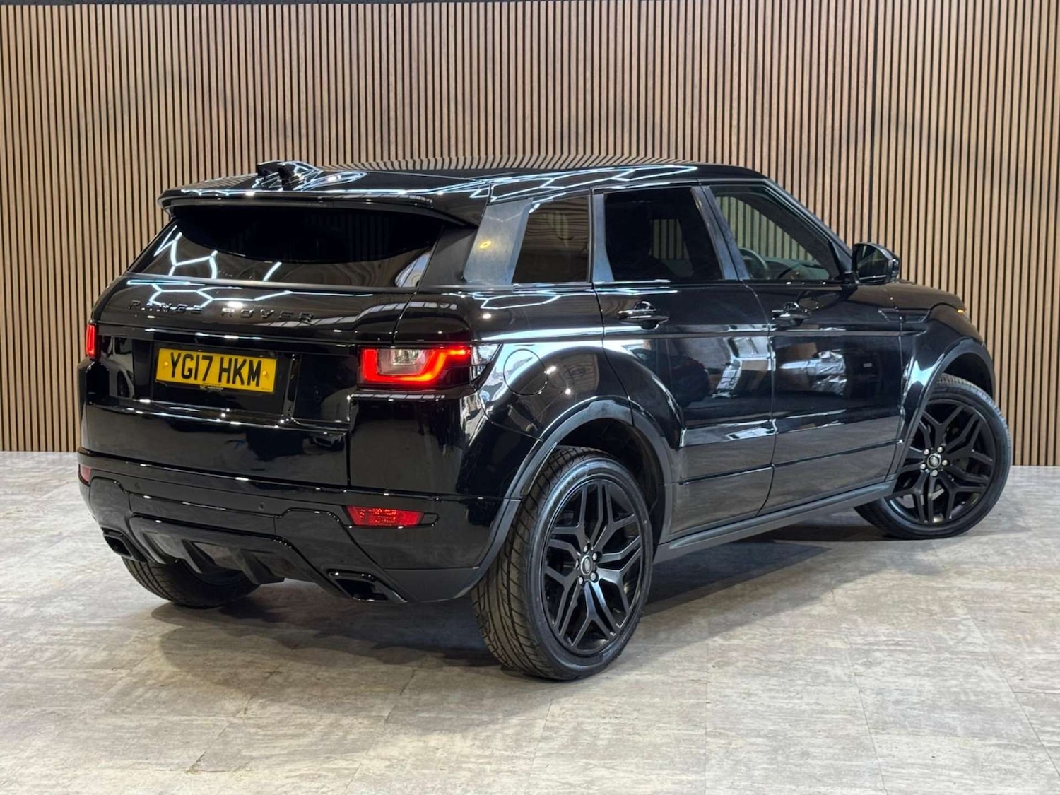 Used Land Rover Range Rover Evoque 2017 for sale - 77990077: Photo 23