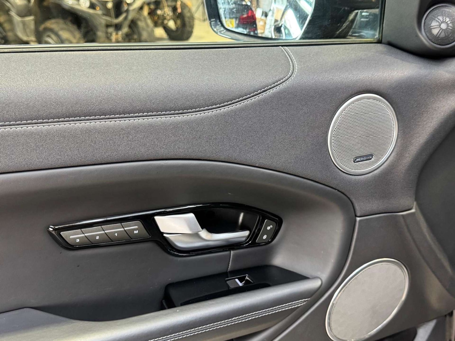 Used Land Rover Range Rover Evoque 2017 for sale - 77990077: Photo 73