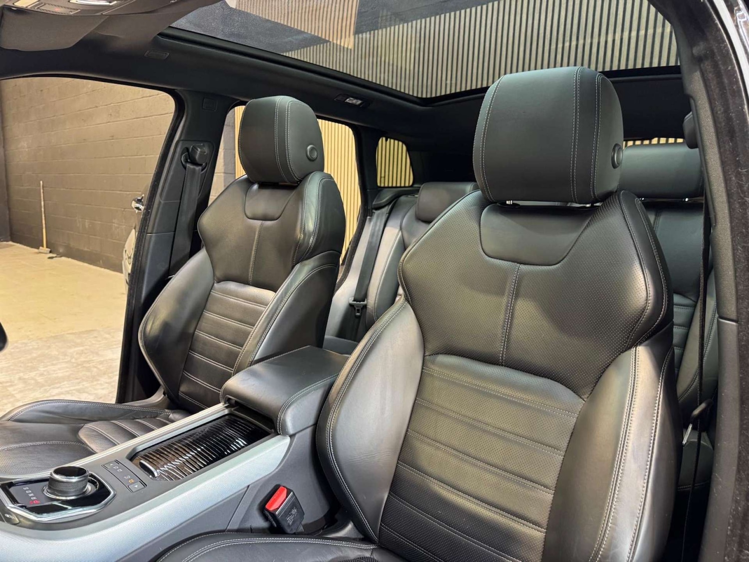 Used Land Rover Range Rover Evoque 2017 for sale - 77990077: Photo 75