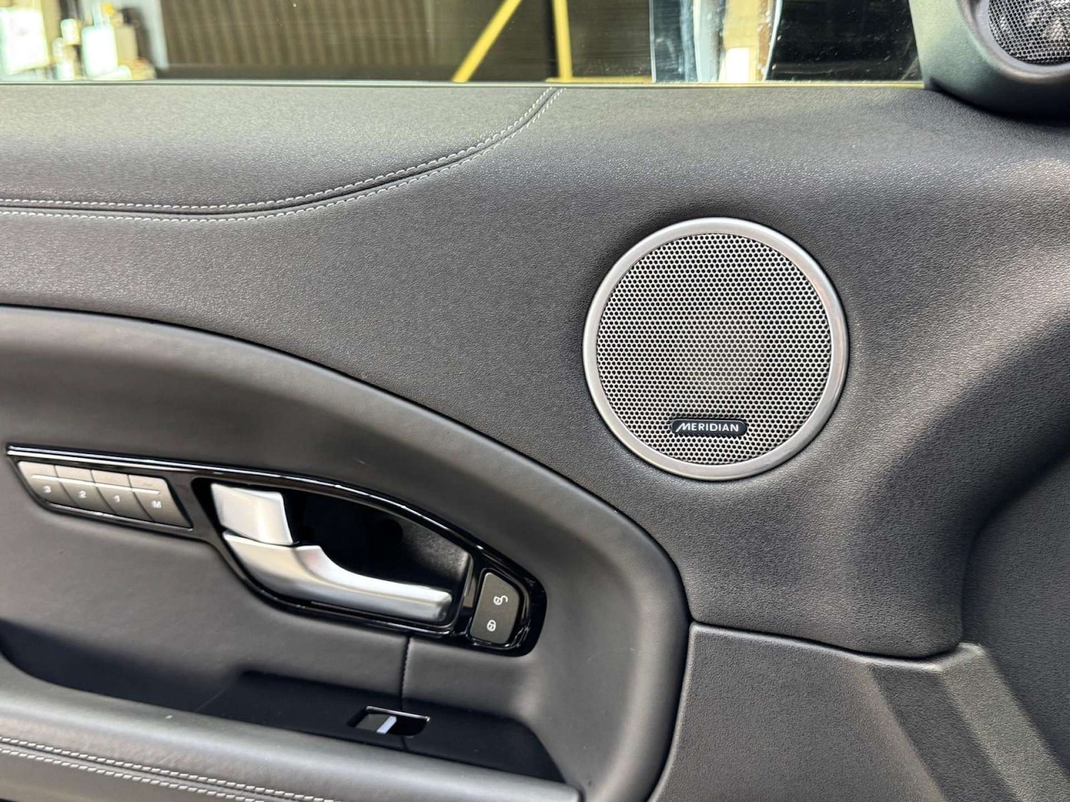 Used Land Rover Range Rover Evoque 2017 for sale - 77990077: Photo 78