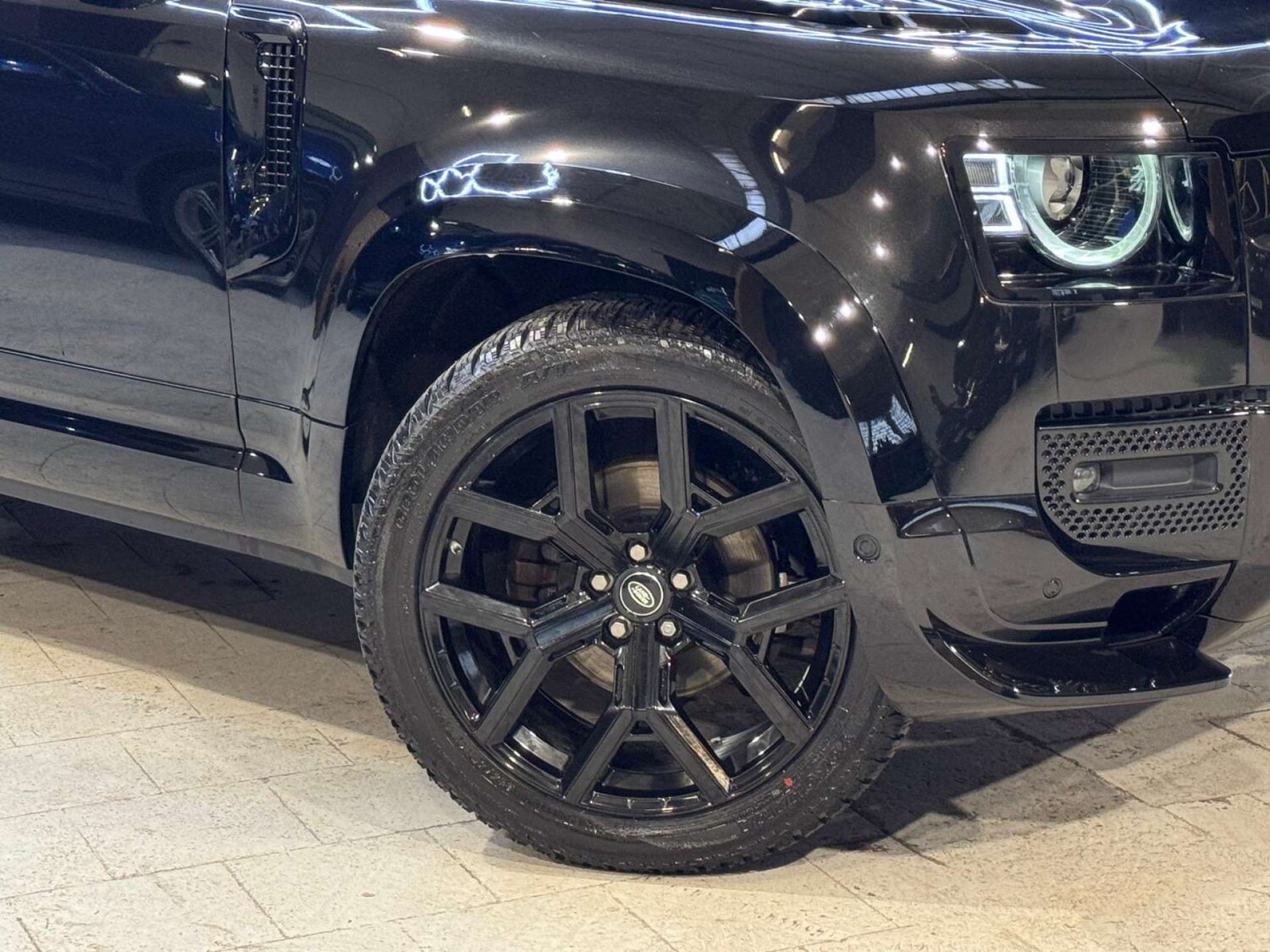 Used Land Rover Defender 2020 for sale - 77328634: Photo 13