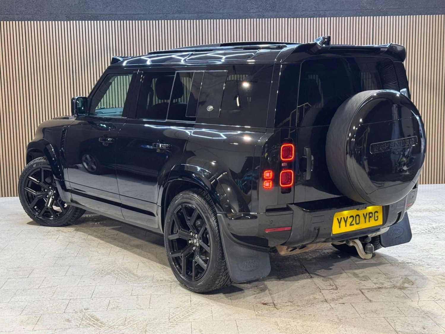 Used Land Rover Defender 2020 for sale - 77328634: Photo 27