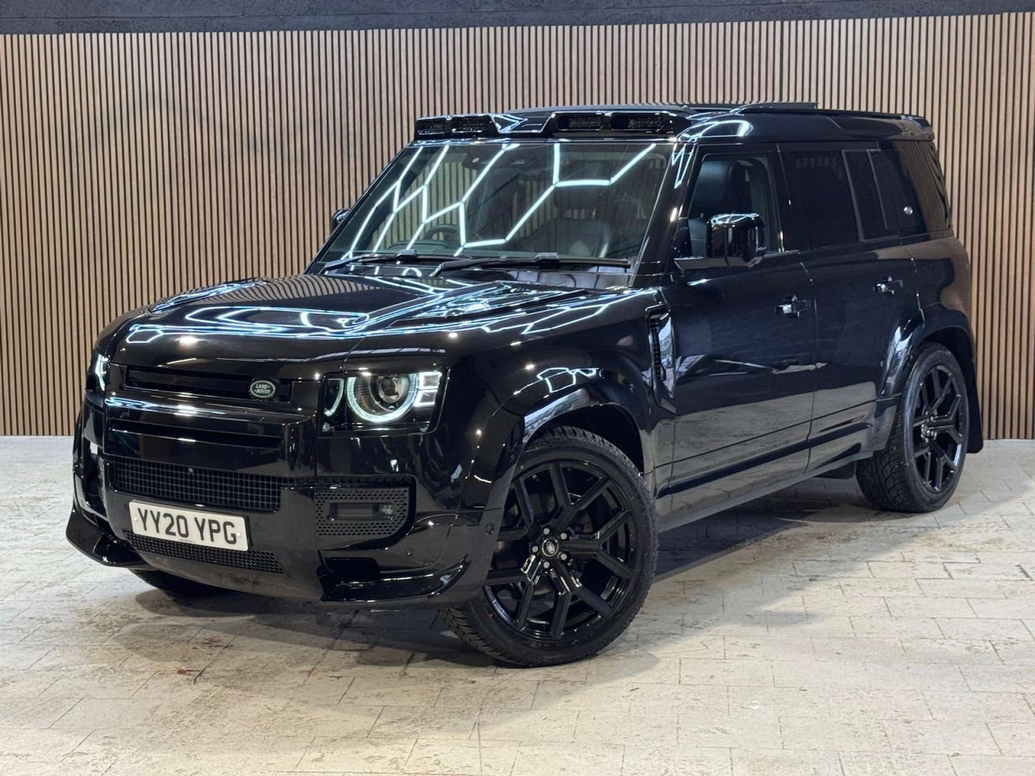 Used Land Rover Defender 2020 for sale - 77328634: Photo 35