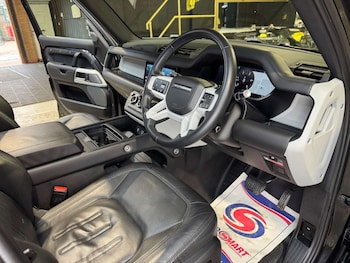 Used Land Rover Defender 2020 for sale - 77328634: Photo