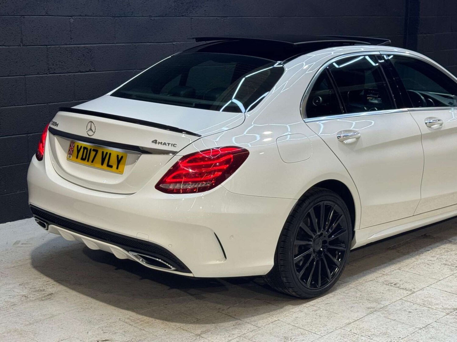 Used Mercedes-Benz C Class 2017 for sale - 76602227: Photo 18