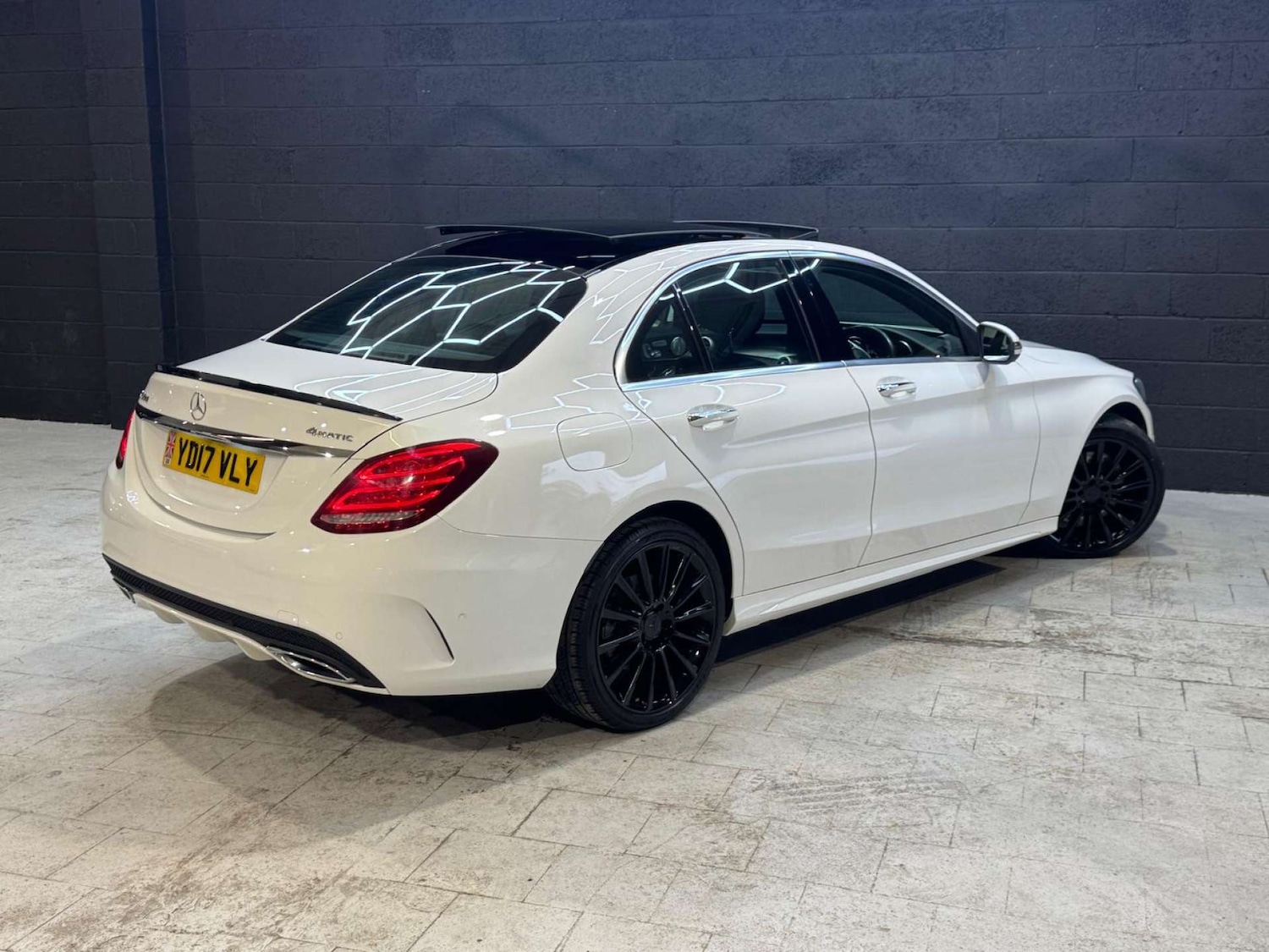 Used Mercedes-Benz C Class 2017 for sale - 76602227: Photo 19