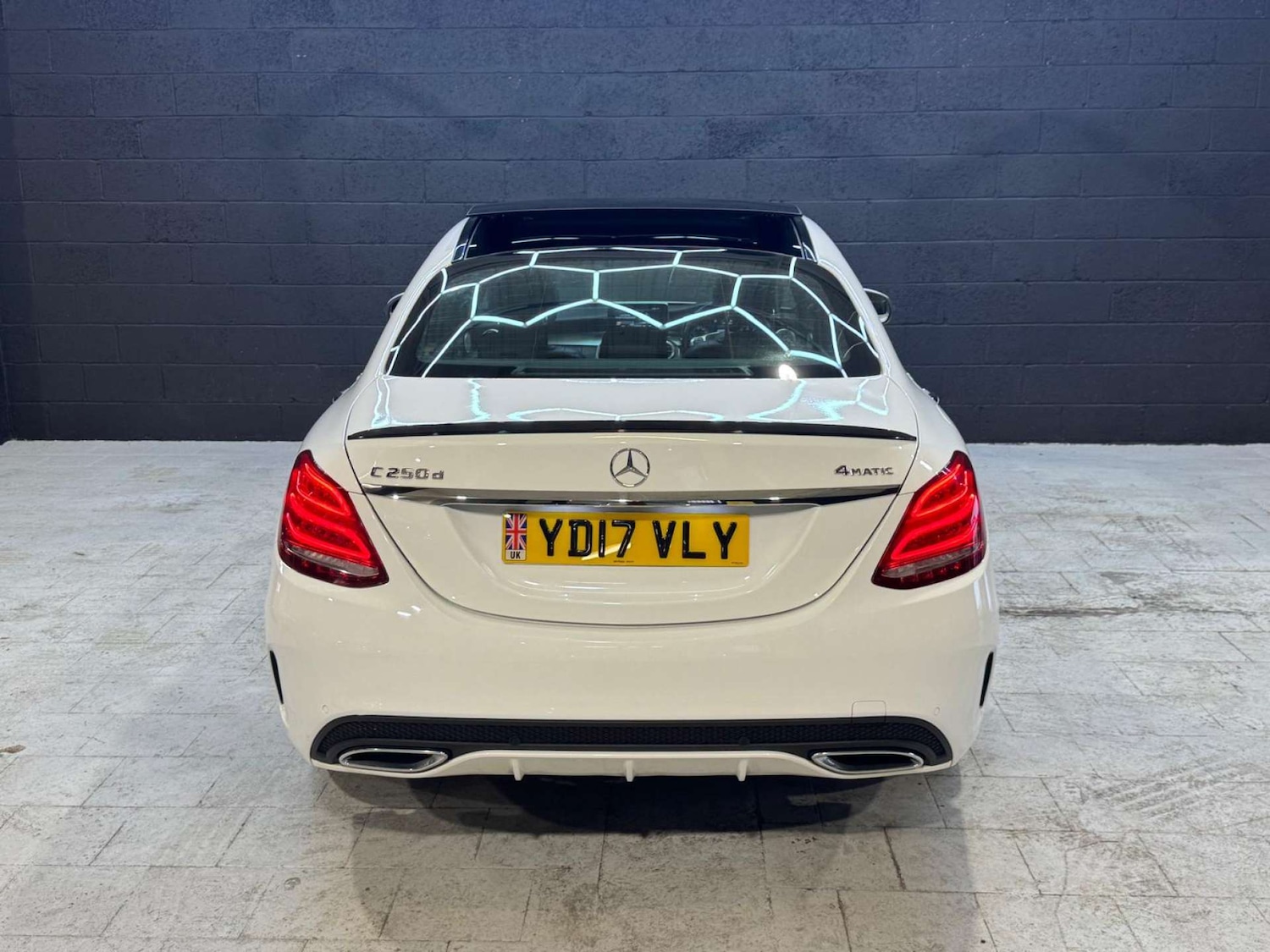 Used Mercedes-Benz C Class 2017 for sale - 76602227: Photo 21