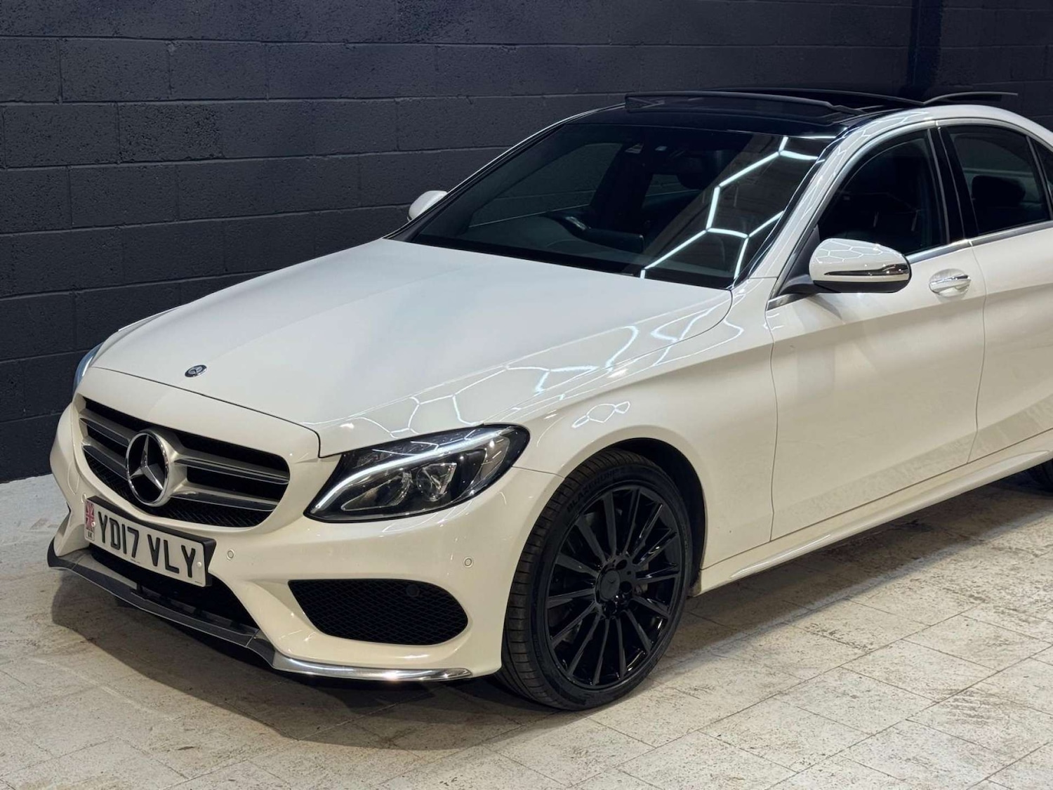 Used Mercedes-Benz C Class 2017 for sale - 76602227: Photo 30