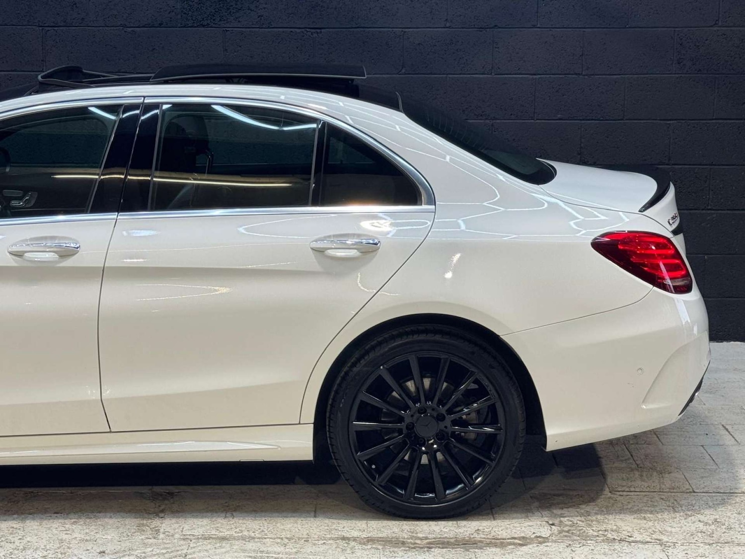 Used Mercedes-Benz C Class 2017 for sale - 76602227: Photo 31