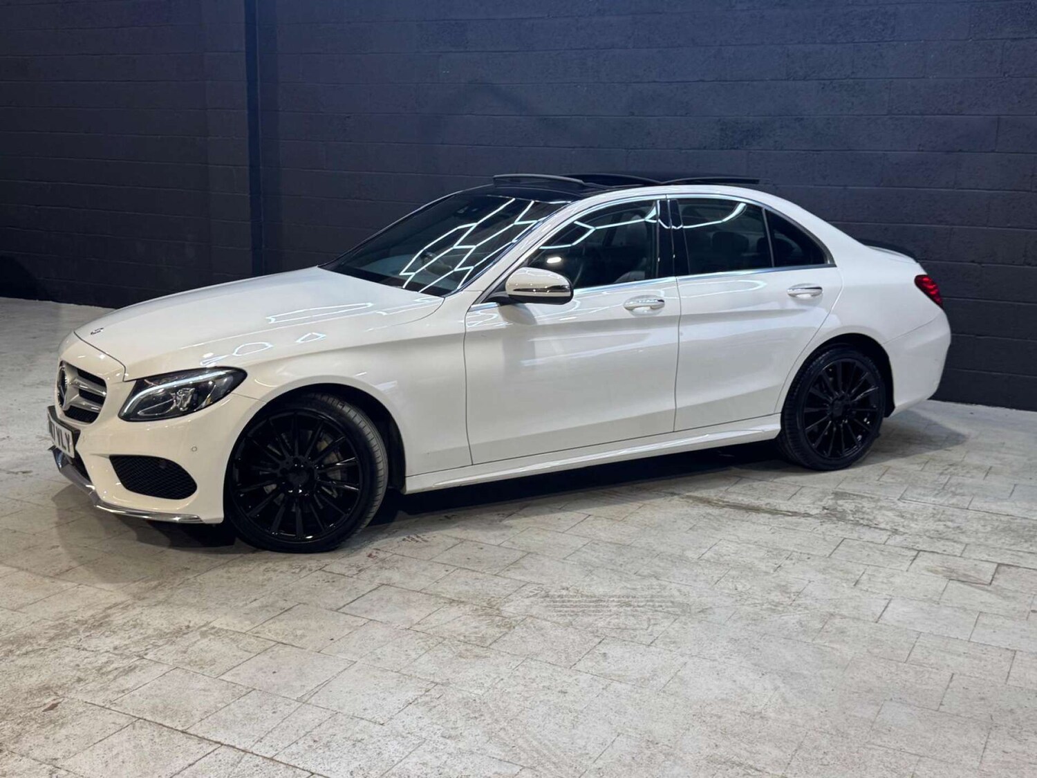 Used Mercedes-Benz C Class 2017 for sale - 76602227: Photo 35