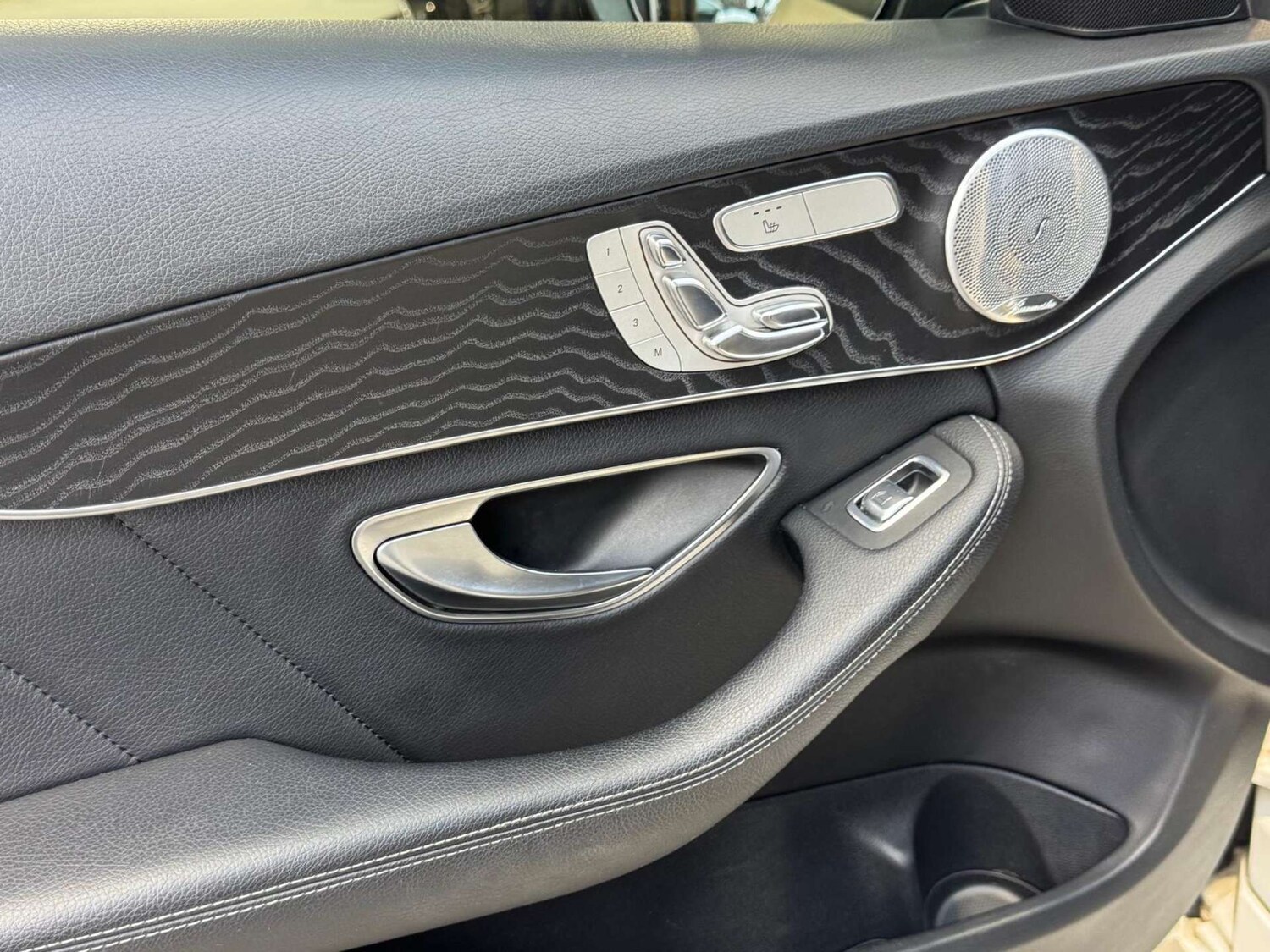 Used Mercedes-Benz C Class 2017 for sale - 76602227: Photo 49