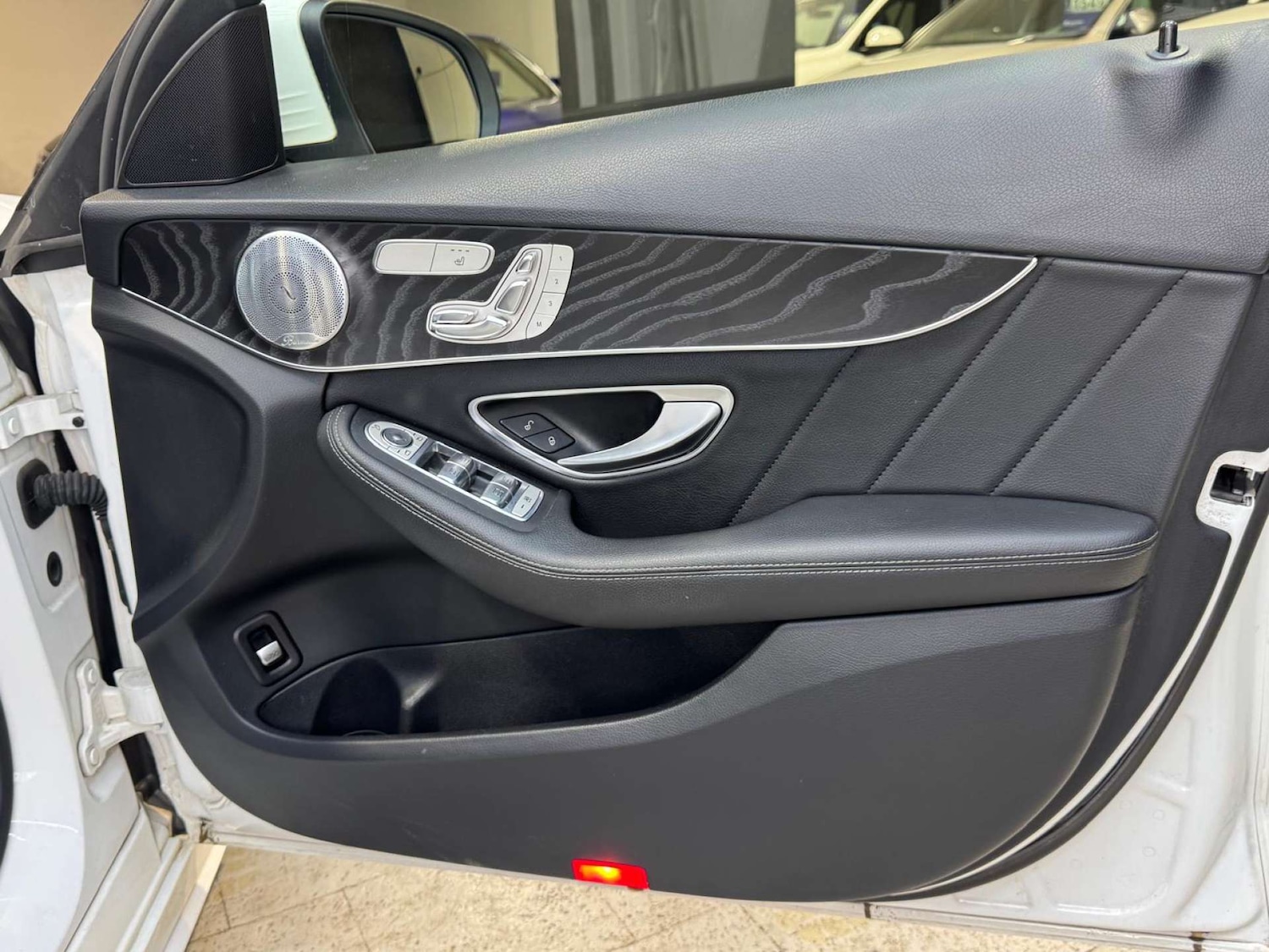 Used Mercedes-Benz C Class 2017 for sale - 76602227: Photo 50